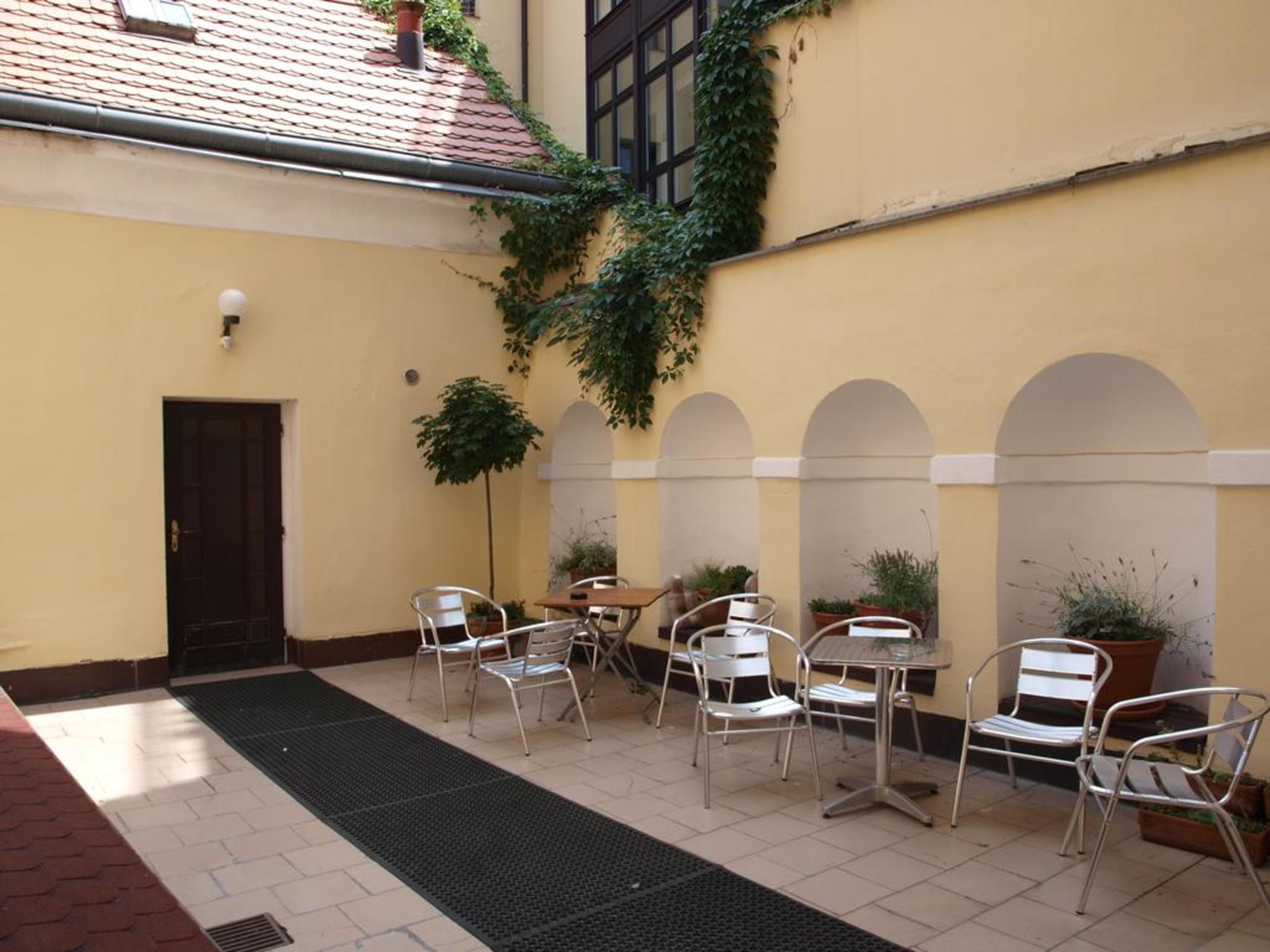 Hotel King George Prague Ngoại thất bức ảnh