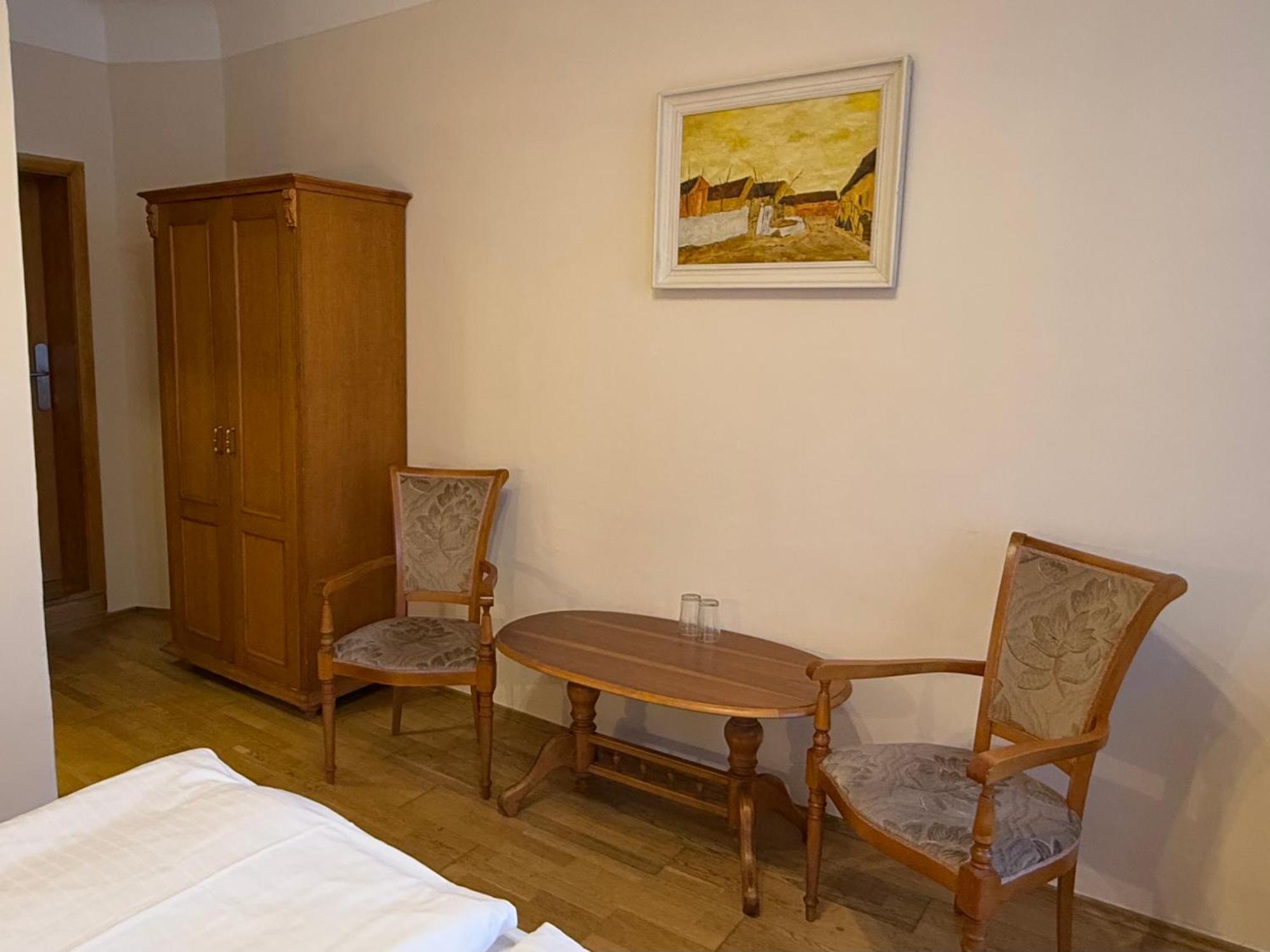 Hotel King George Prague Ngoại thất bức ảnh