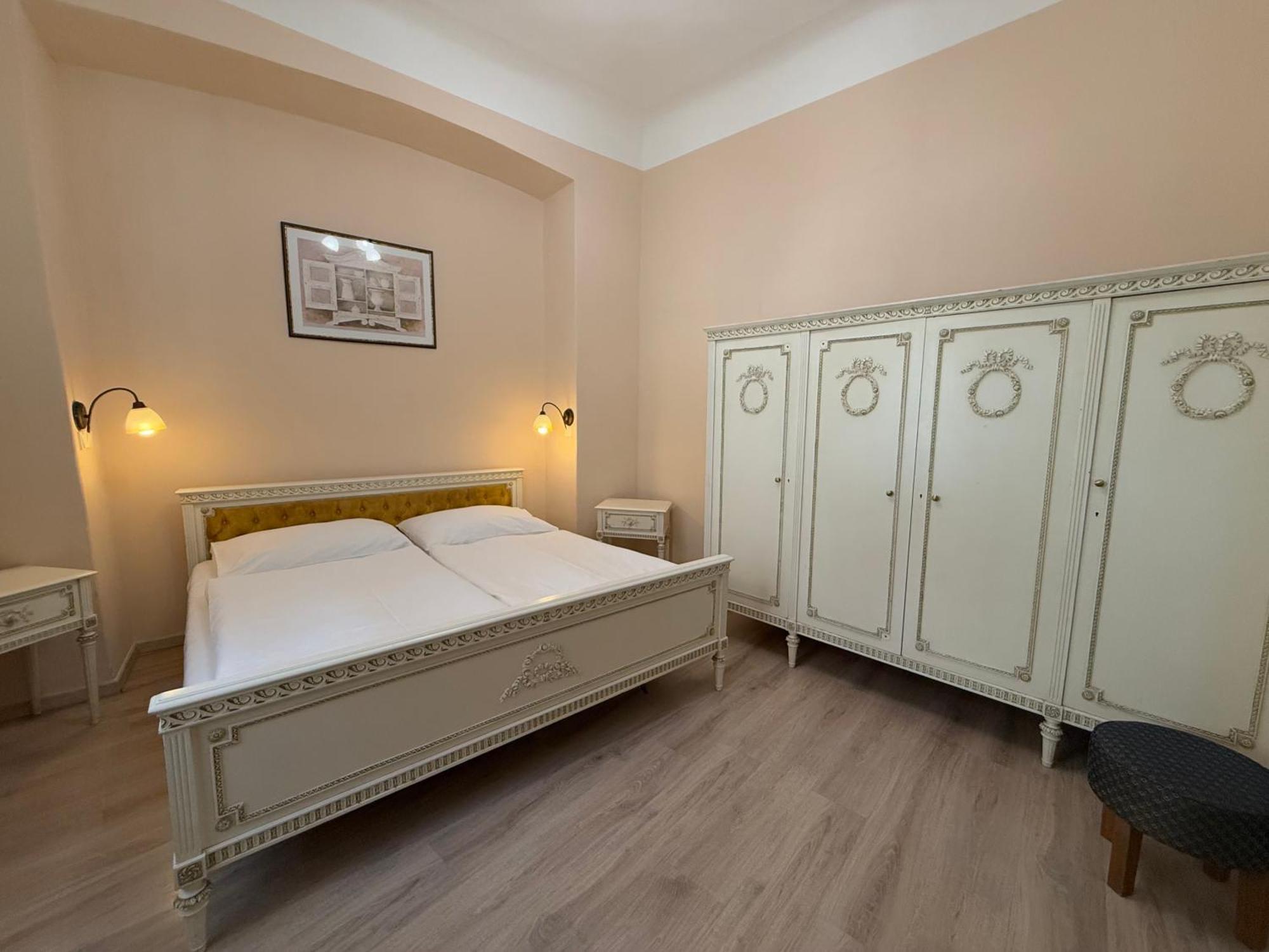 Hotel King George Prague Ngoại thất bức ảnh